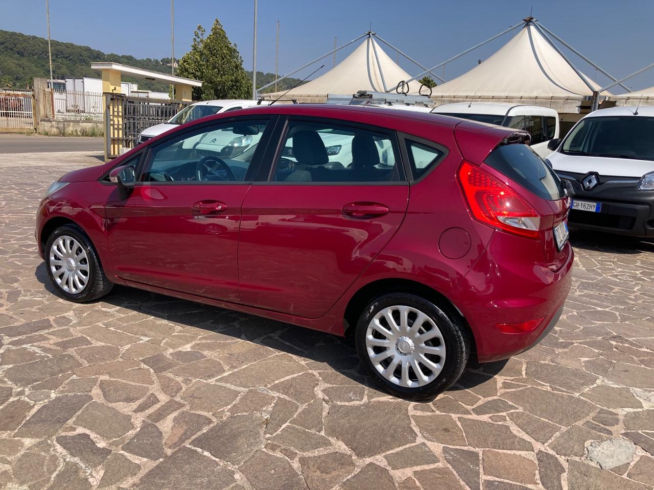 Ford Fiesta Fiesta+ 1.2 82CV 5 porte NEOPATENTATI