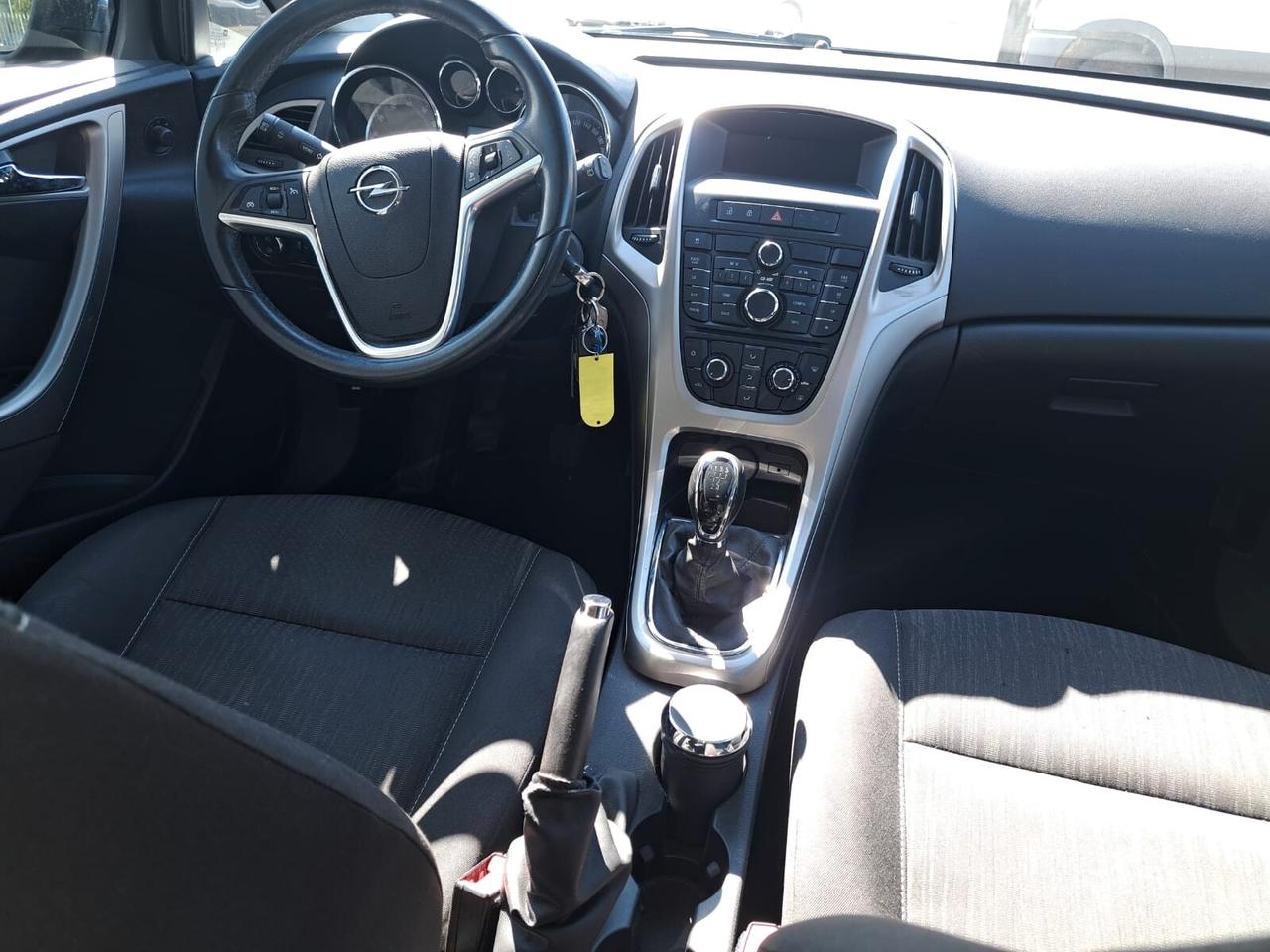 Opel Astra 1.6 115CV 5 porte Cosmo
