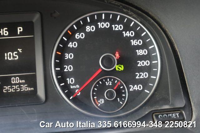 VOLKSWAGEN Caddy 1.6 TDI DSG Autocarro 5Posti Eu5