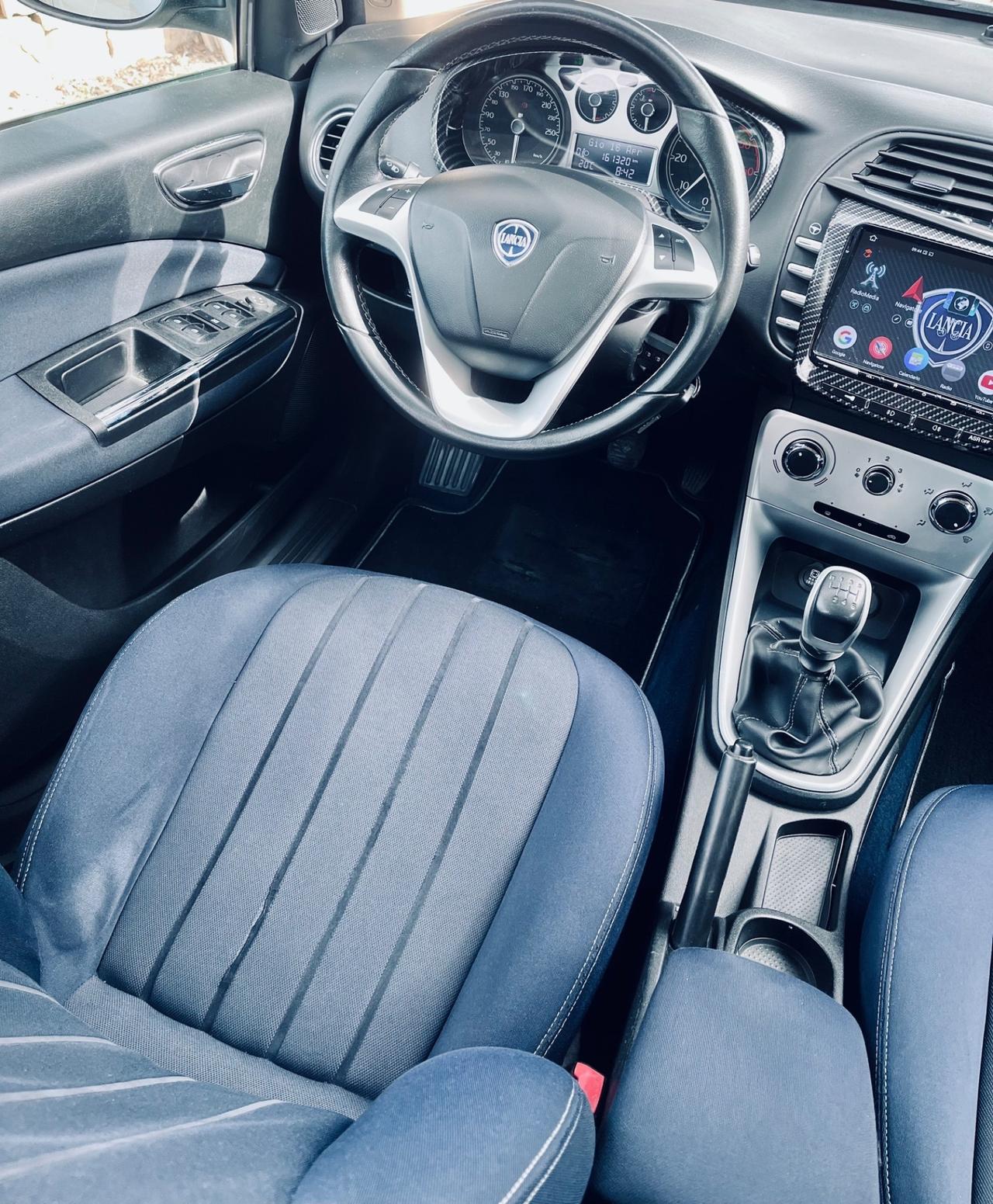 Lancia Delta 1.6 MJT DPF 105 CV Gold