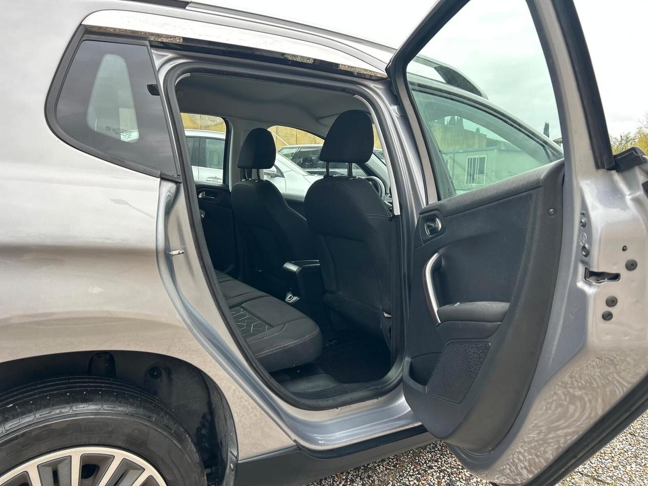 Peugeot 2008 1.6 e-HDi 92 CV Stop&Start Active