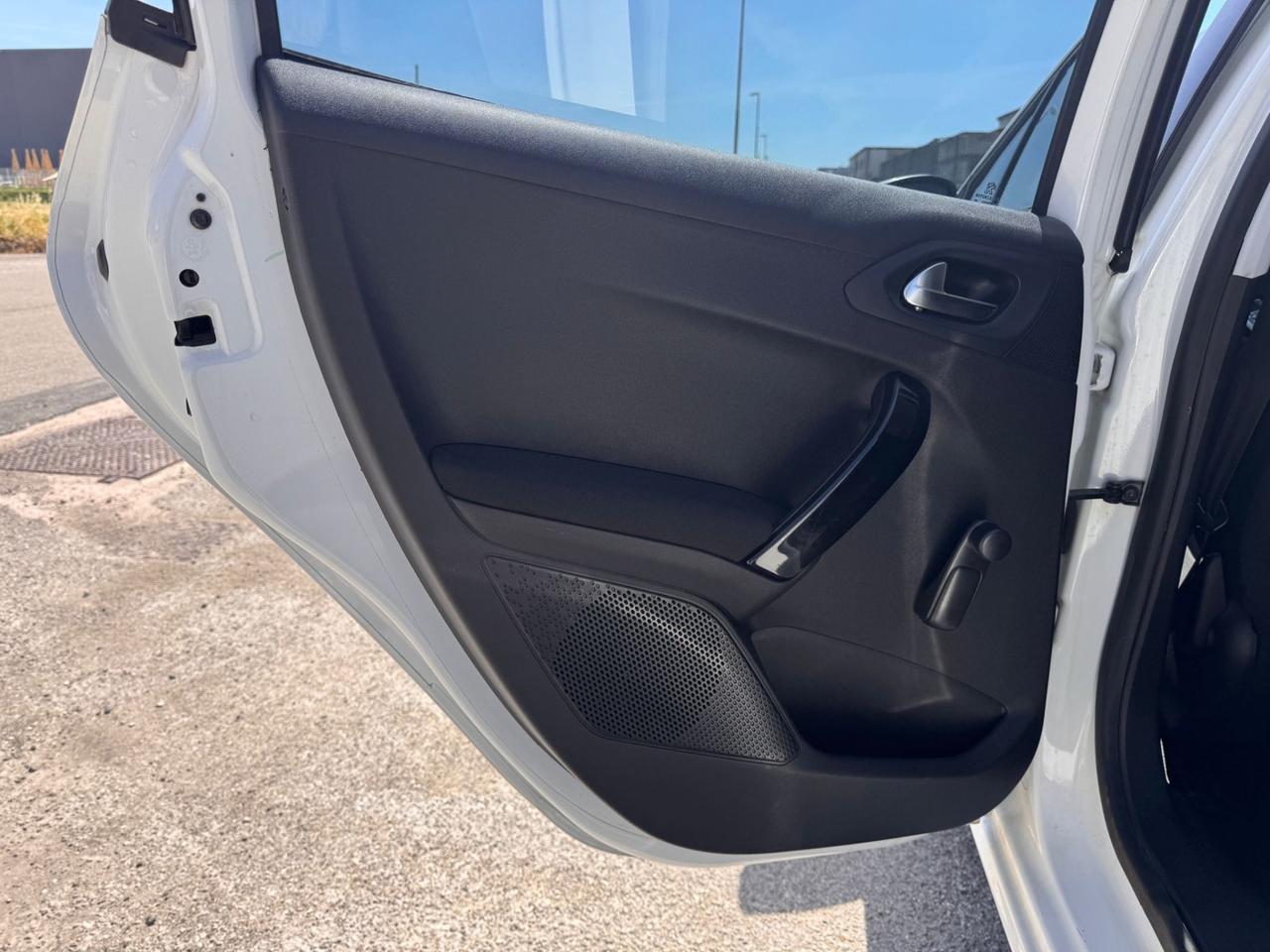 Peugeot 208 PureTech Active 108000 KM GARANZIA 12 MESI