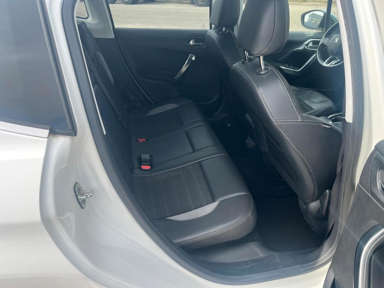 Peugeot 2008 1.6 e-HDi 92 CV Stop&Start Allure