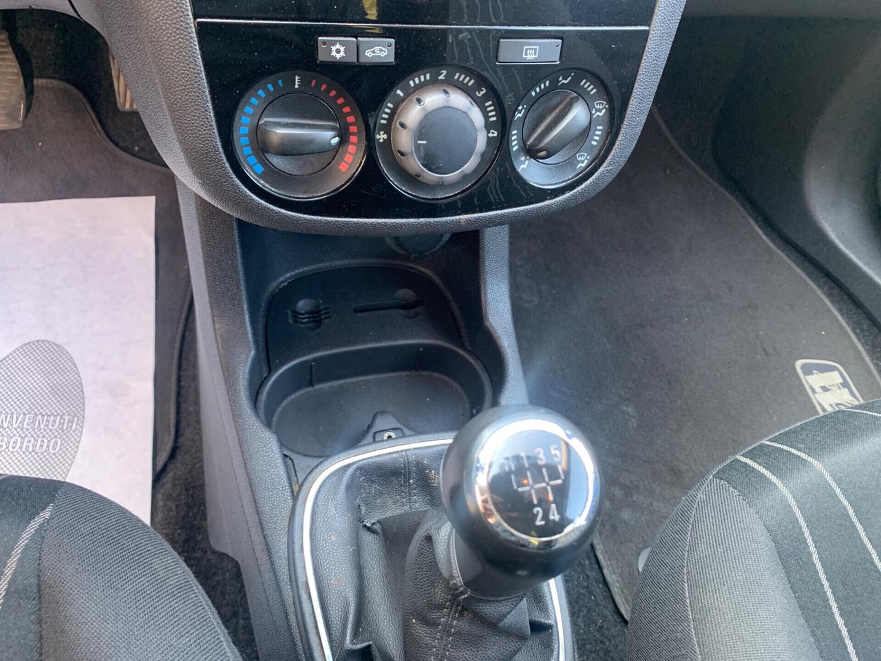 Opel Corsa 1.3 CDTI 75CV