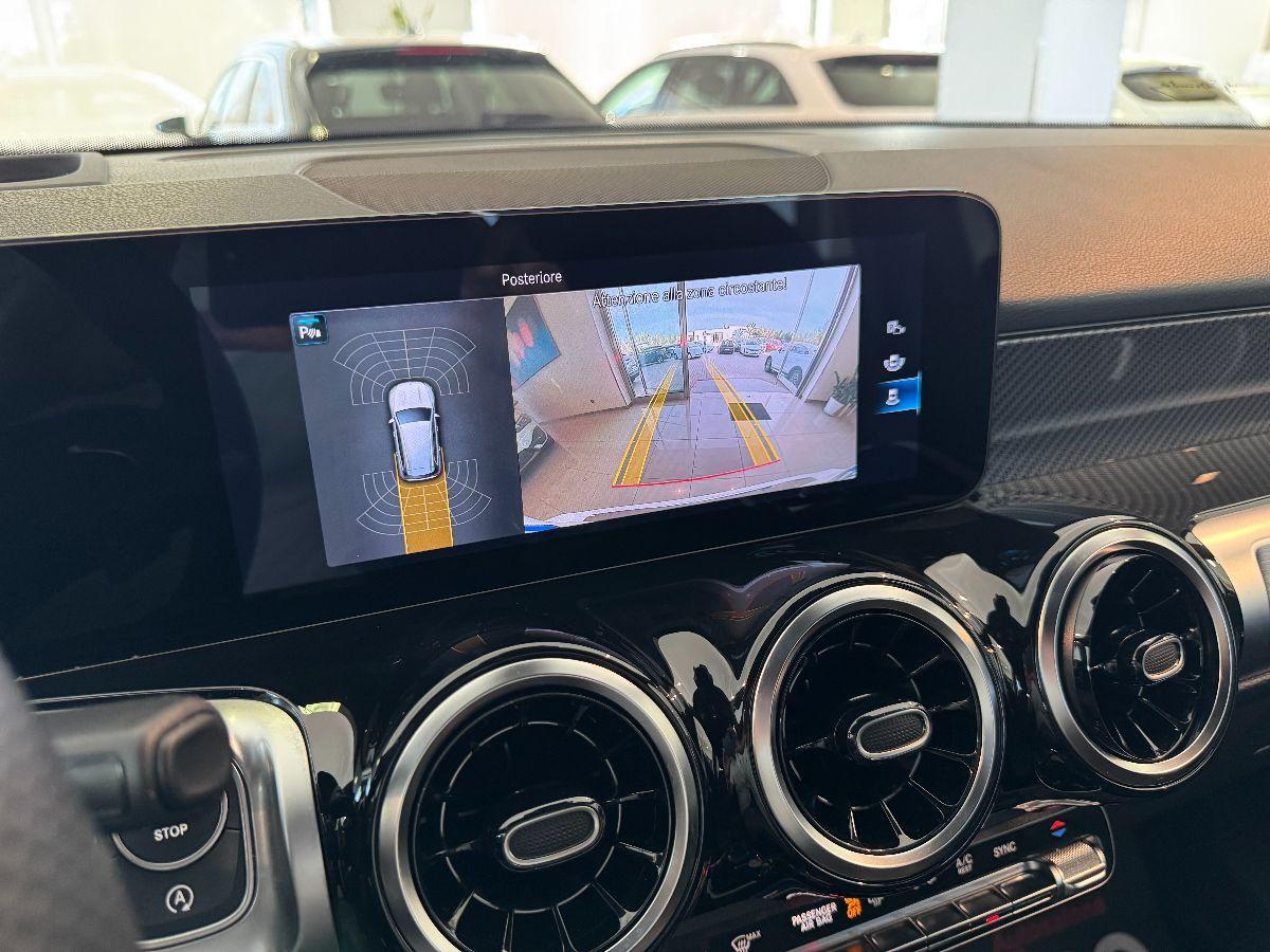 MERCEDES GLB 200 d Automatic 4Matic Premium AMG