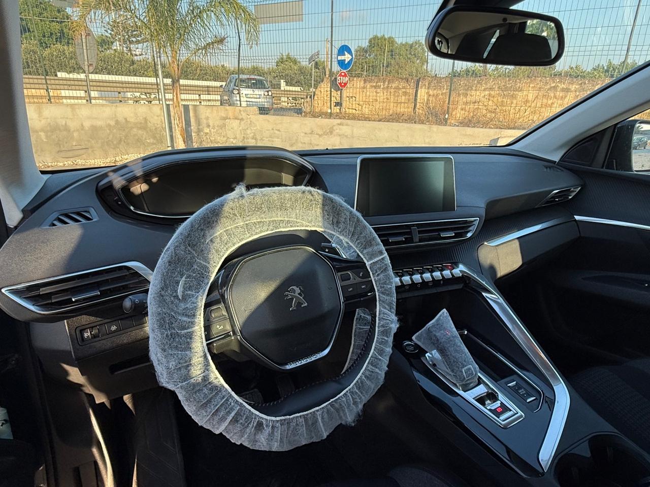 Peugeot 3008 BlueHDi 130 S&S EAT8 Allure
