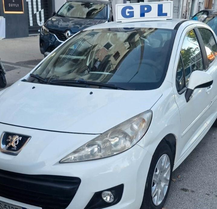 Peugeot 207 Plus 1.4 8V 75CV 5p. ECO GPL