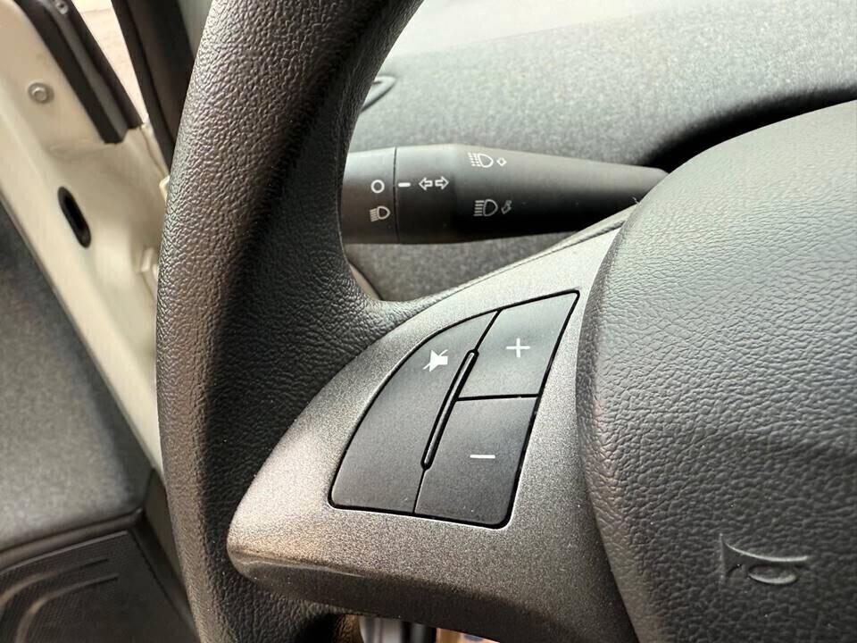 Lancia Ypsilon 1.0 FireFly 5 porte S&S Hybrid Ecochic Silver