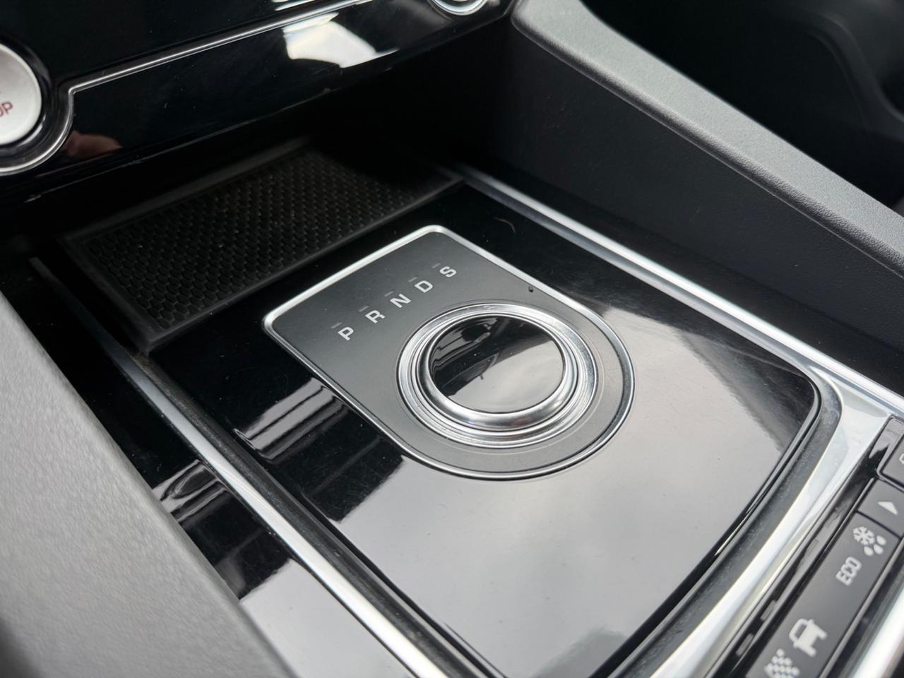 Jaguar F-Pace 2.0 D 180 CV AWD aut. Portfolio