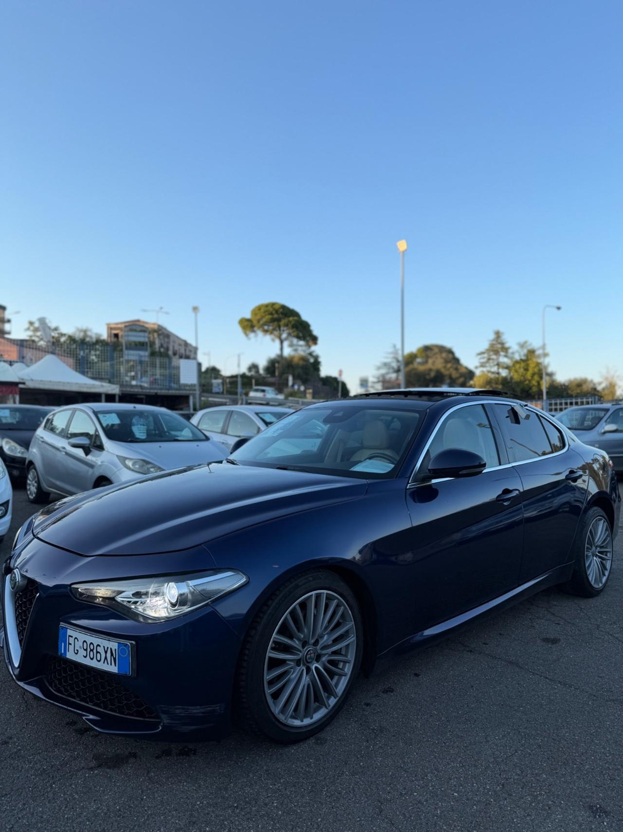 Alfa Romeo Giulia 2.2 Turbodiesel 180 CV AT8 Q 2 Business Sport Launch Ed.