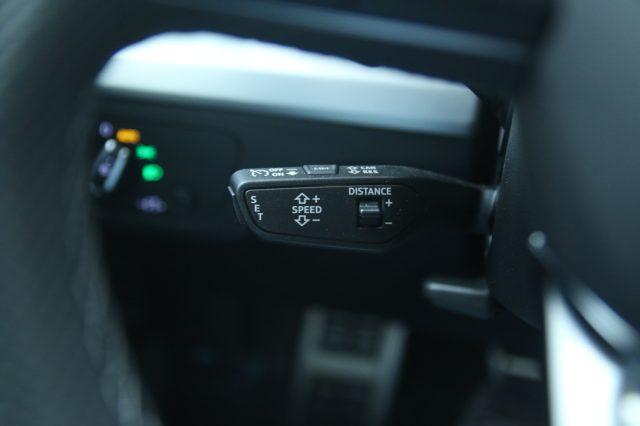 AUDI Q5 40TDI 204 CV quattro Stronic S line Tetto/Black ed