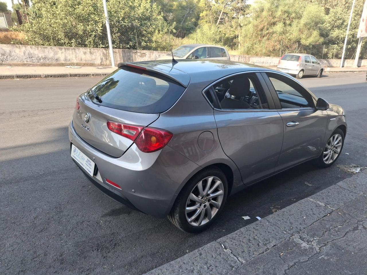 Alfa Romeo Giulietta 1.6 JTDm-2 105 CV Distinctive