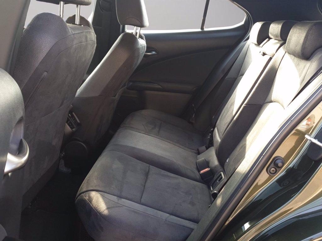 LEXUS Ux 300h 2.0 urban 2wd cvt del 2024