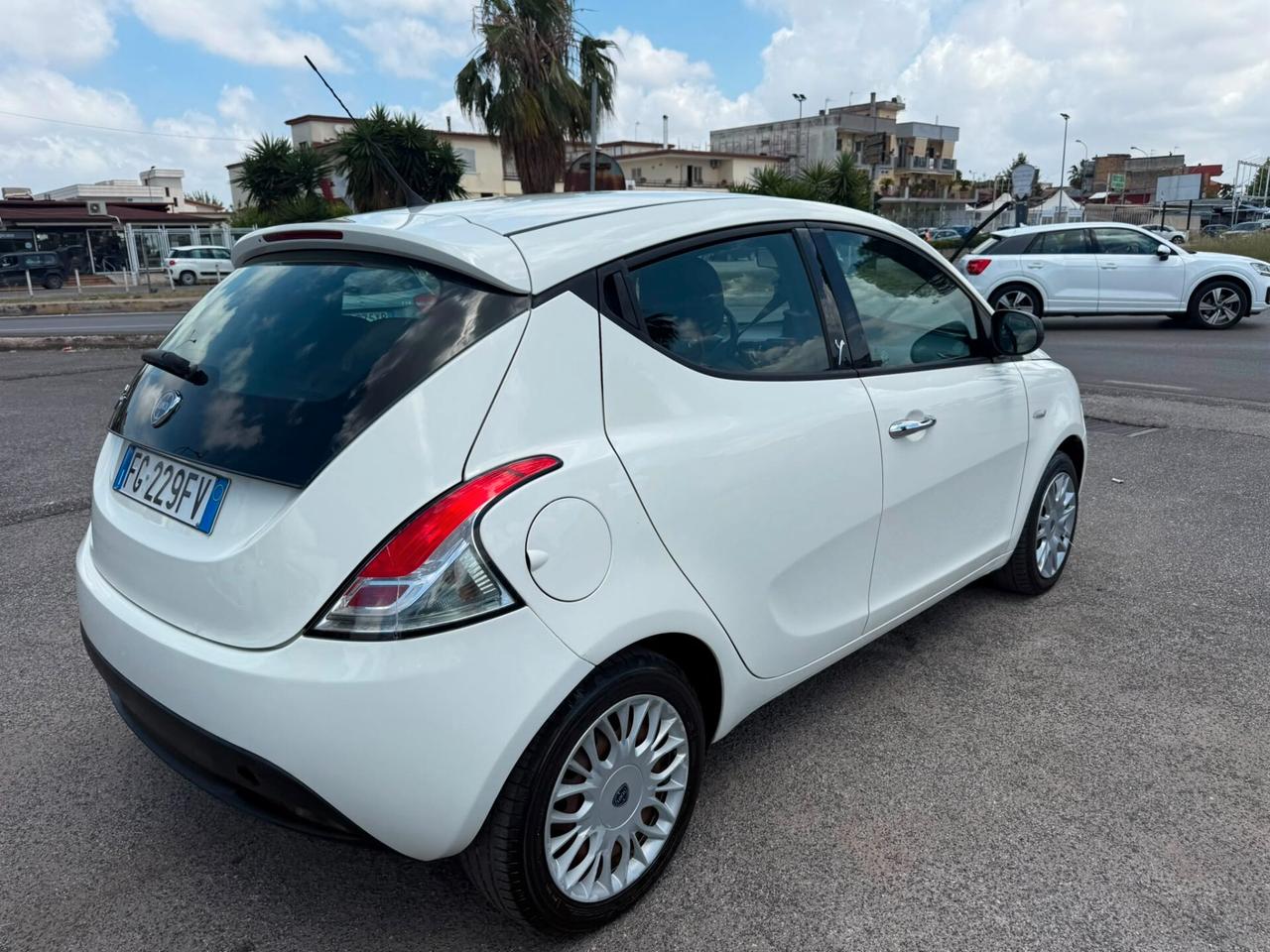 LANCIA YPSILON 1.2BENZINA-GPL 69CV SOLO118MILAKM