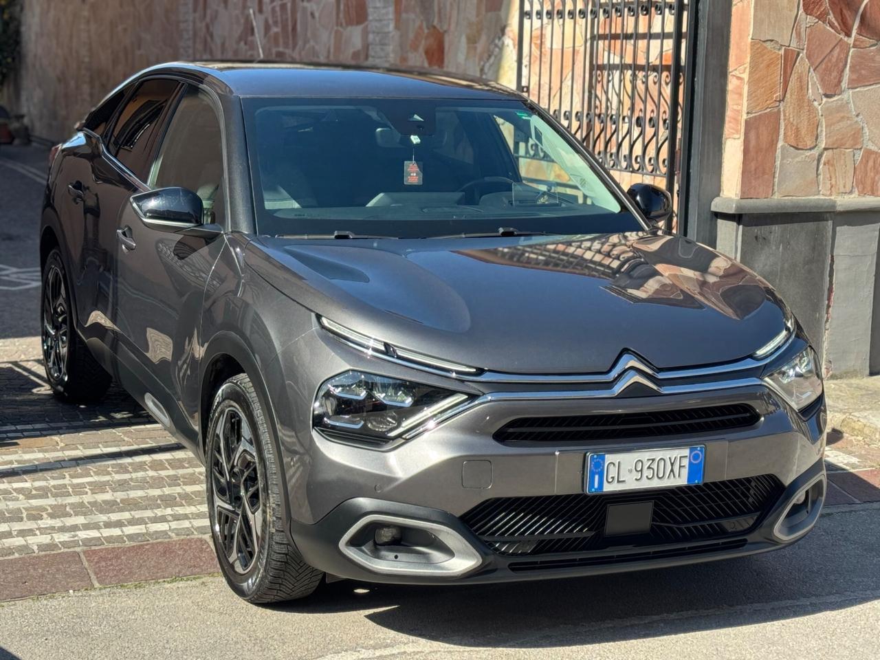 Citroen C4 PureTech 130 S&S EAT8 Shine