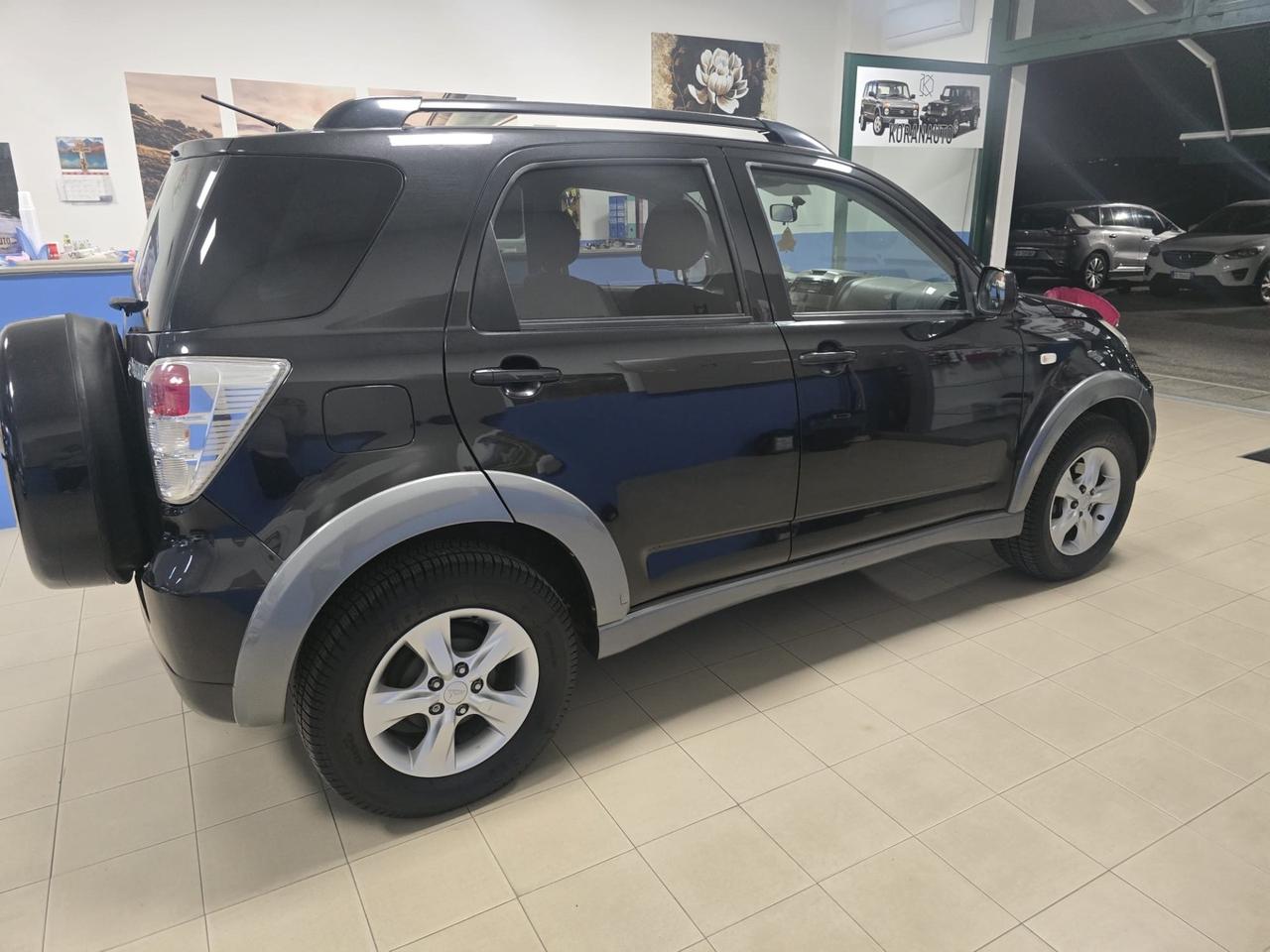 Daihatsu Terios 1.5 4WD B Easy Green Powered