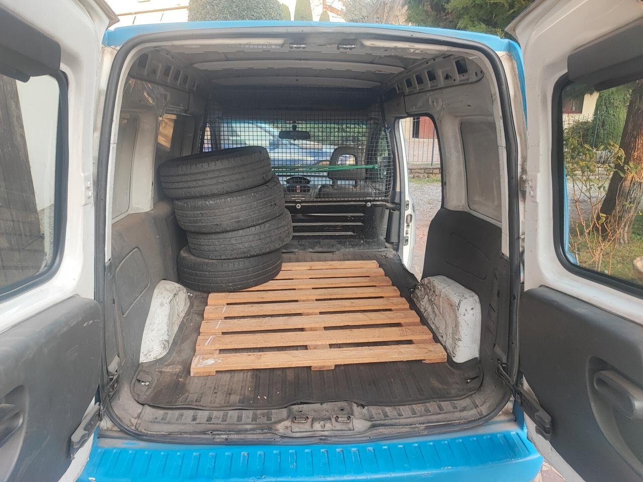 Opel Combo 1.3 Mjt neopatentati