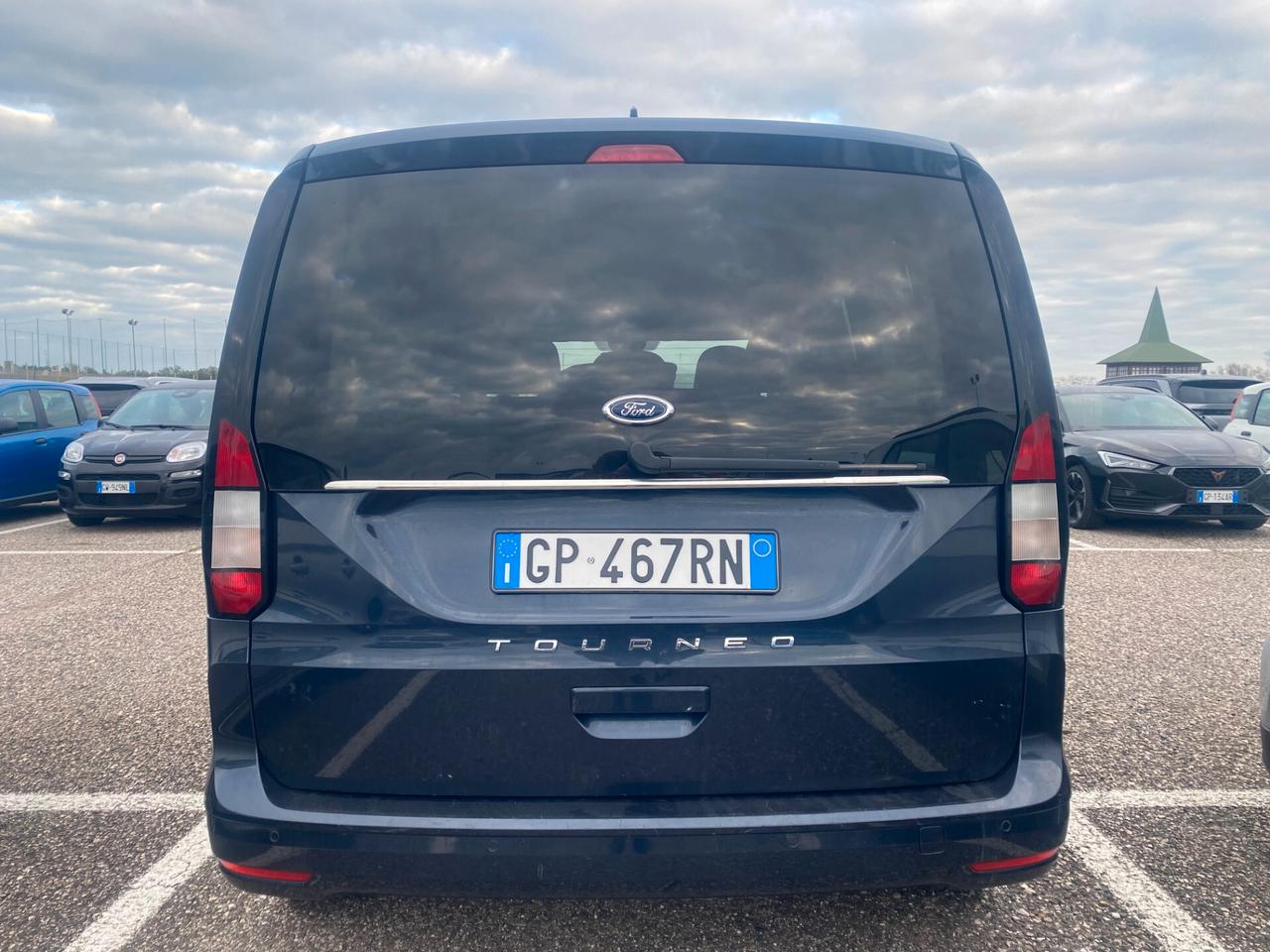 FORD TOURNEO Connect 2.0 EcoBlue 122 CV Titanium
