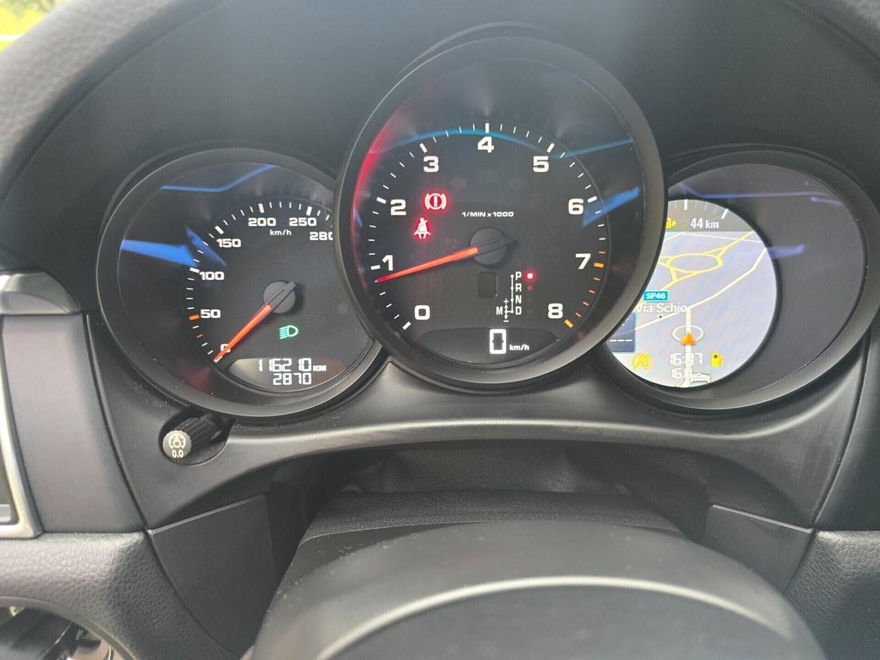 Porsche Macan 2.0 BENZINA 252 CAVALLI - 2018