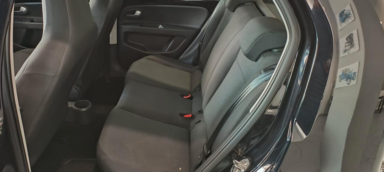 Volkswagen up! 1.0 75 CV 5p. move