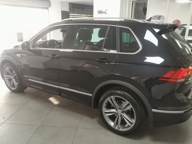 VOLKSWAGEN Tiguan 2.0 TDI SCR DSG Sport BlueMotion PACK R-LINE