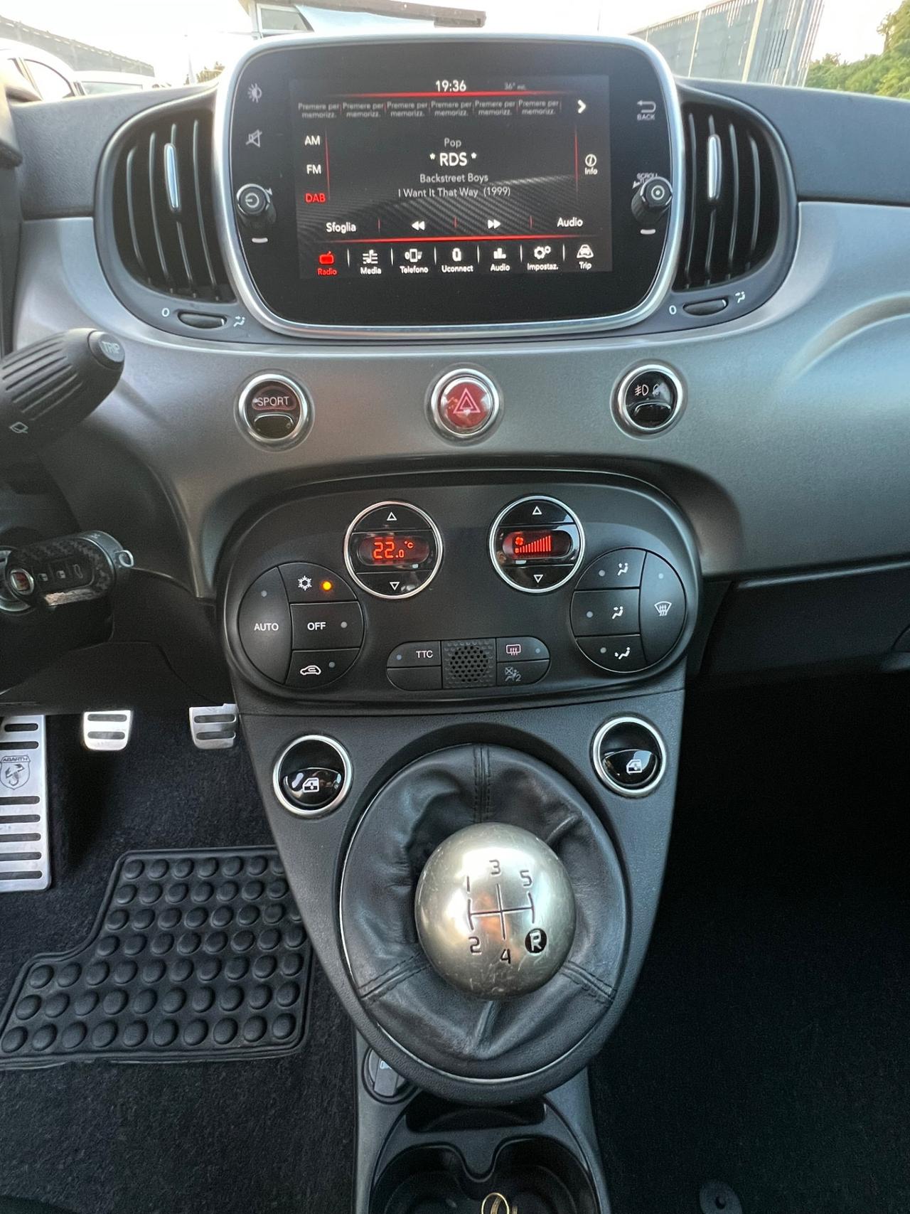 Abarth 595 1.4 Turbo T-Jet 160 CV Pista