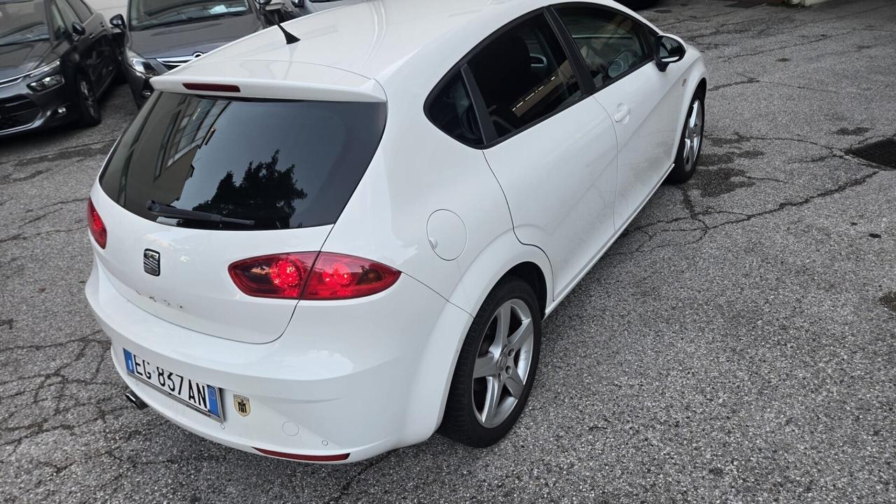 Seat Leon 1.6 TDI Copa x Neopatentati