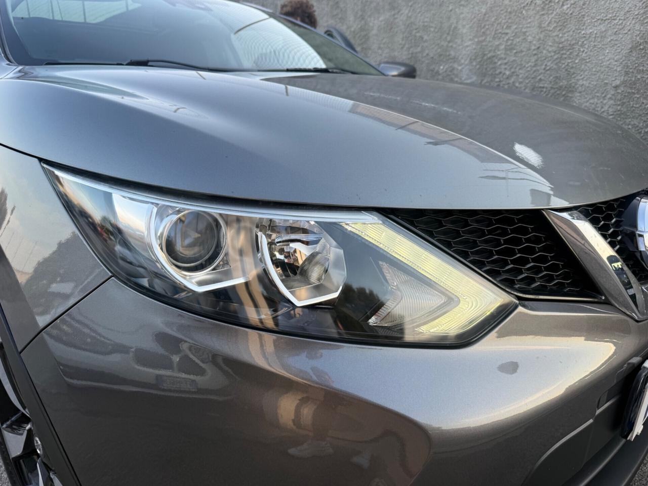 Nissan Qashqai 1.5 dCi Tekna,TETTO PANORAMICO,TELECAMERE 360°,EuroBlock,Navi,ecc.