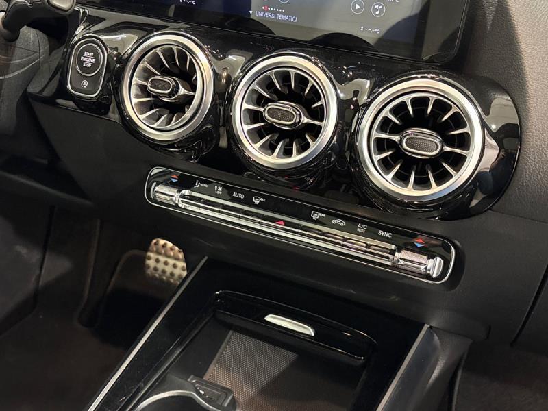 Mercedes GLA 220 220 D Premium 8G-DCT