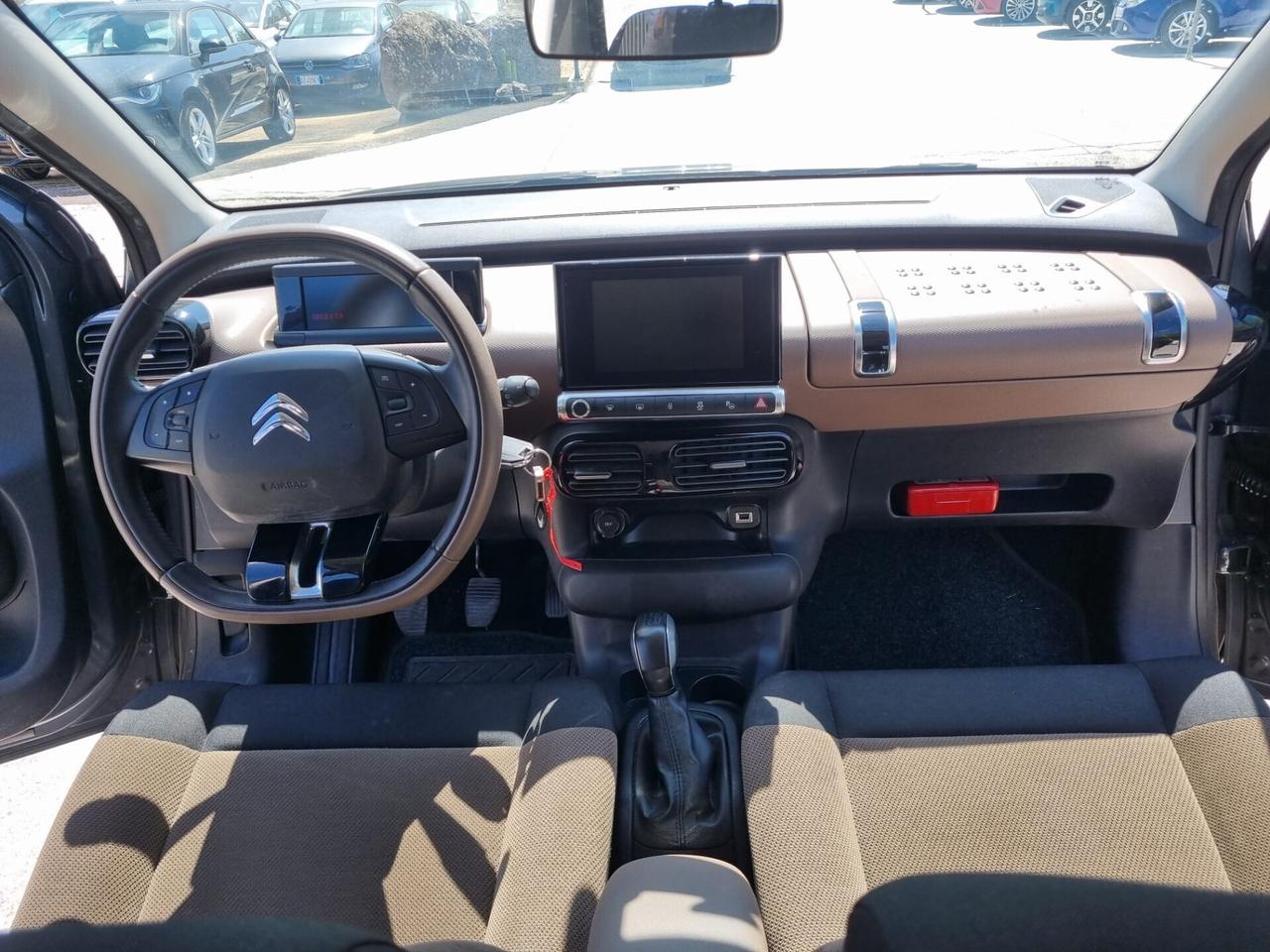 Citroen C4 Cactus BlueHDi 100 Shine