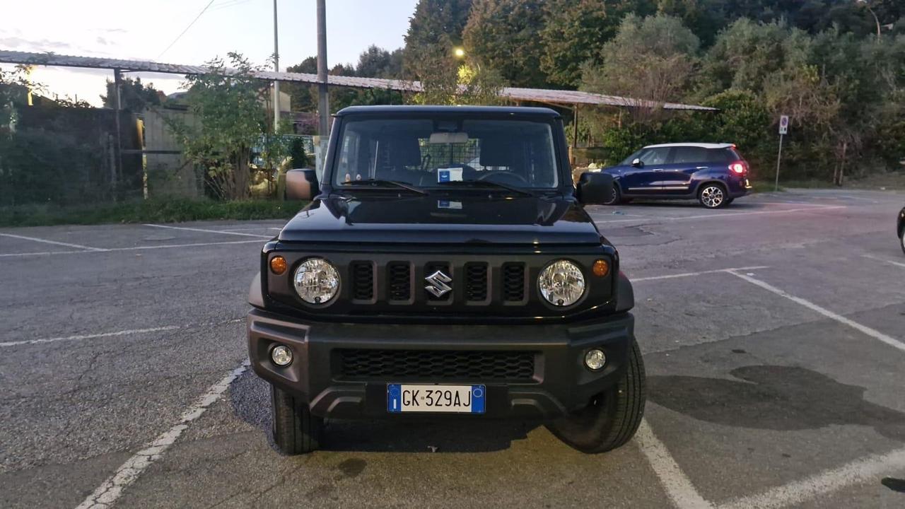 Suzuki Jimny 1.5 5MT PRO (N1)