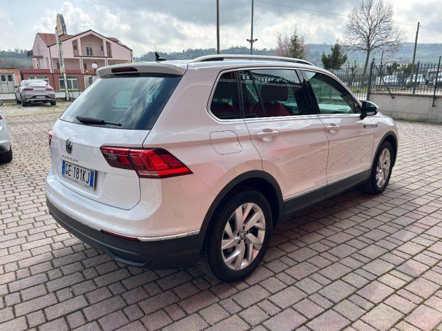 VOLKSWAGEN Tiguan 2.0 TDI 150 CV SCR DSG Life