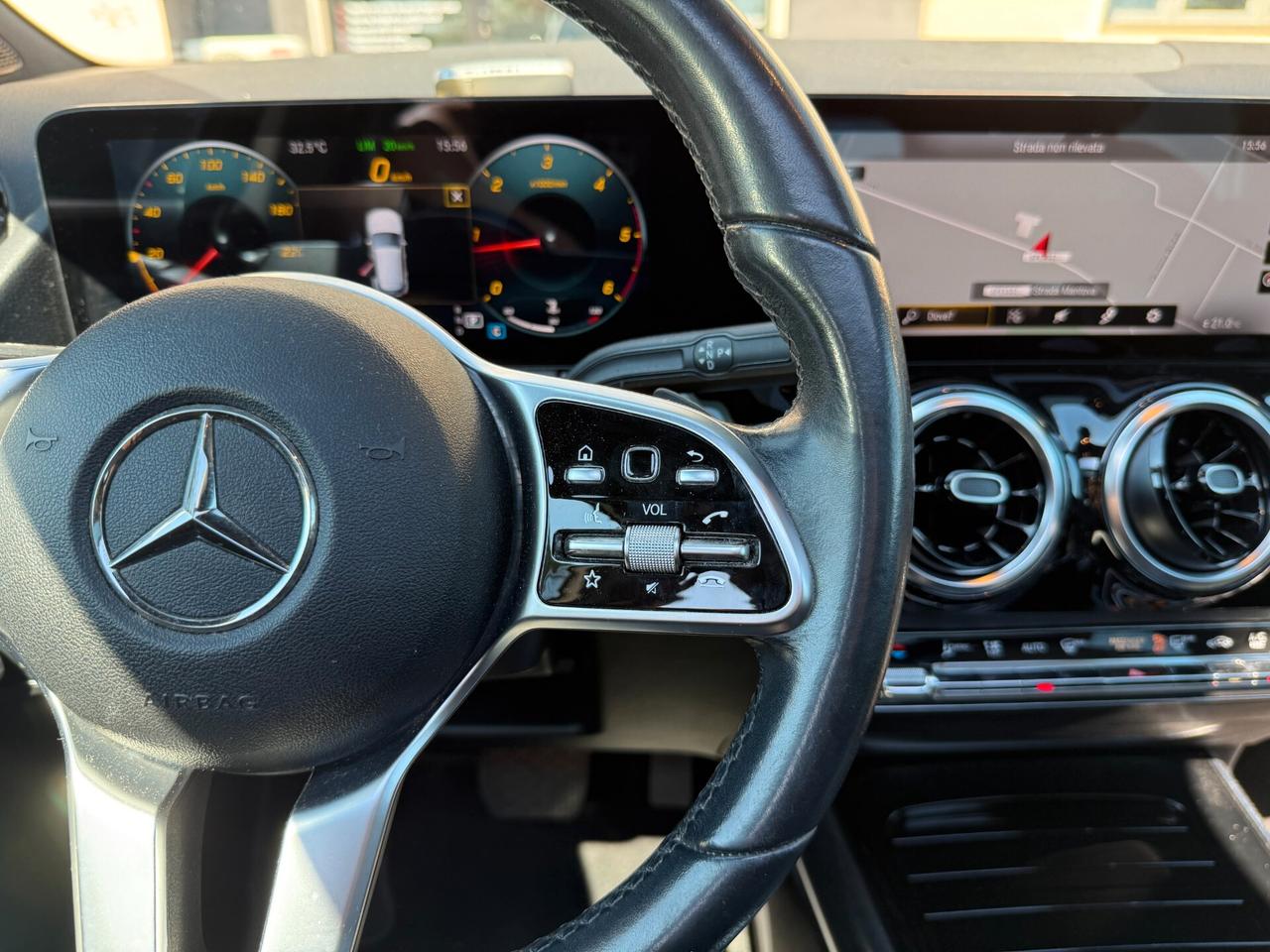 Mercedes-benz GLA 200 d Automatic Business