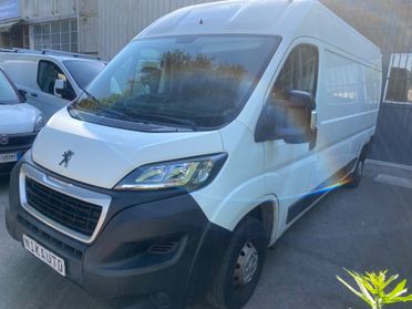 Peugeot Boxer 330 2.2 BlueHDi 140 S&S PC-TM Furgone
