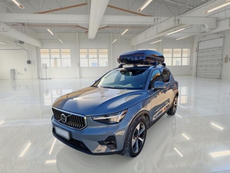 VOLVO XC40 B4 AWD automatico Ultimate Bright