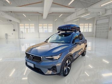 VOLVO XC40 B4 AWD automatico Ultimate Bright