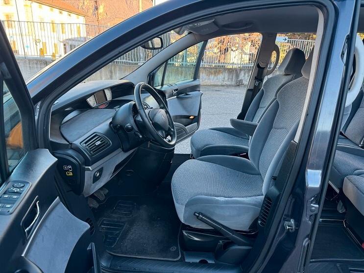 Peugeot 807 2.0 HDi 163CV ST