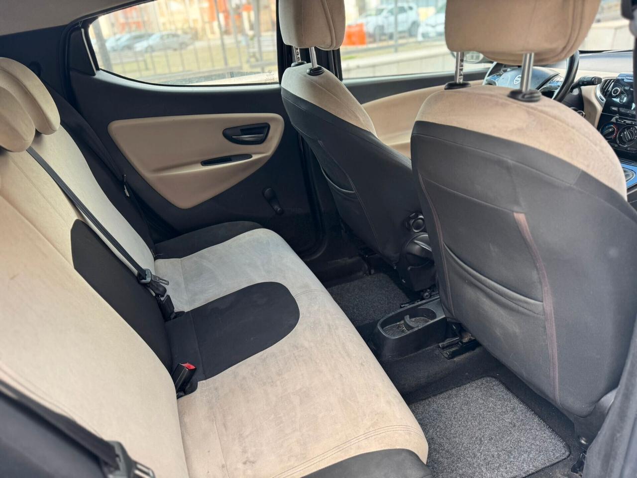 Lancia Ypsilon 1.2 69 CV 5 porte GPL Ecochic Gold