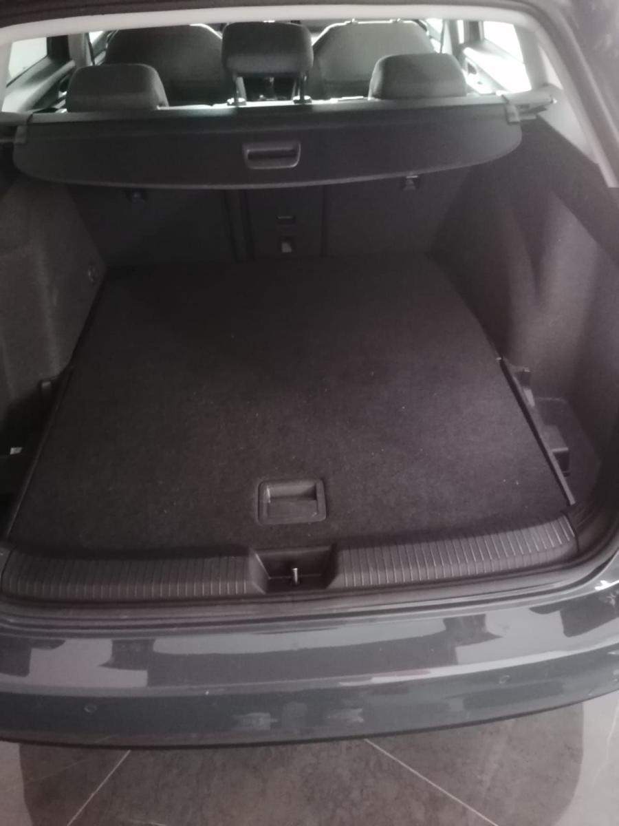 VOLKSWAGEN - Golf Variant - 2.0 TDI SCR Life