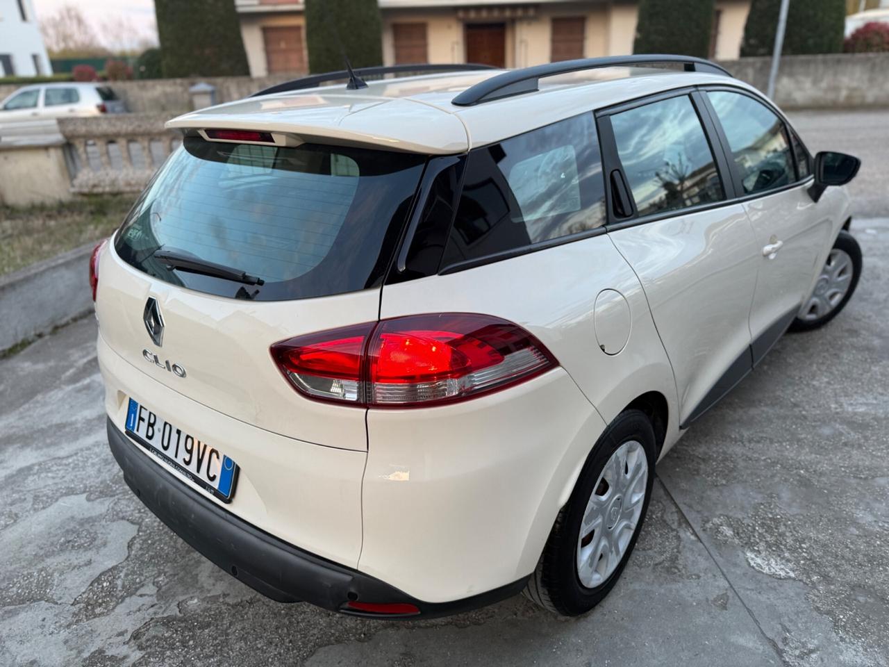 Renault Clio 1.2 75 CV EURO 6b Neopatentati 2015