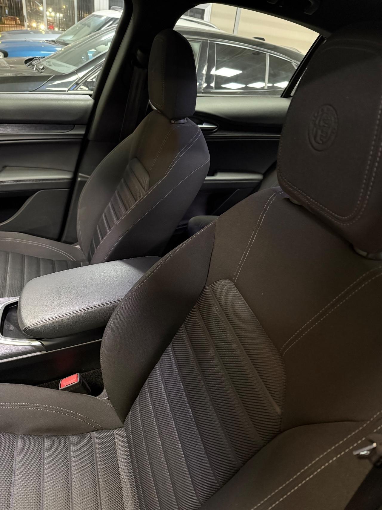 Alfa Romeo Stelvio 2.2 Turbodiesel 160 CV AT8 RWD Sprint 2022