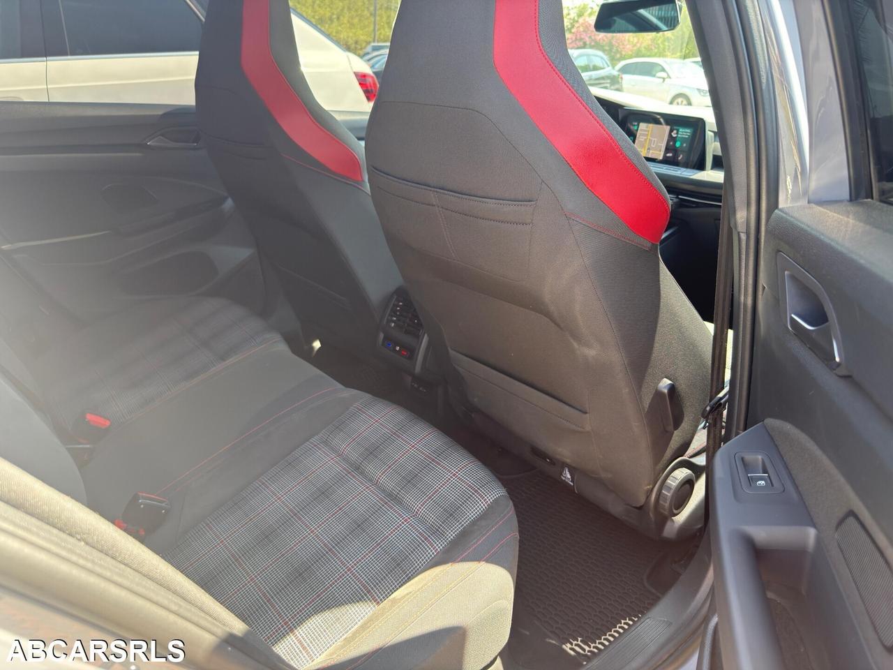 VOLKSWAGEN - Golf VIII - GTI Perf. 2.0 245CV TSI D