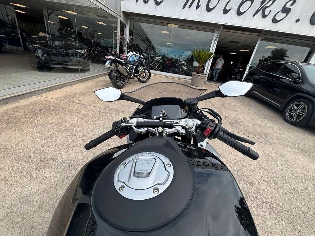 CfMoto 675 sr-r piccolo mostriciattolo a 75 euro al mese senza anticipo