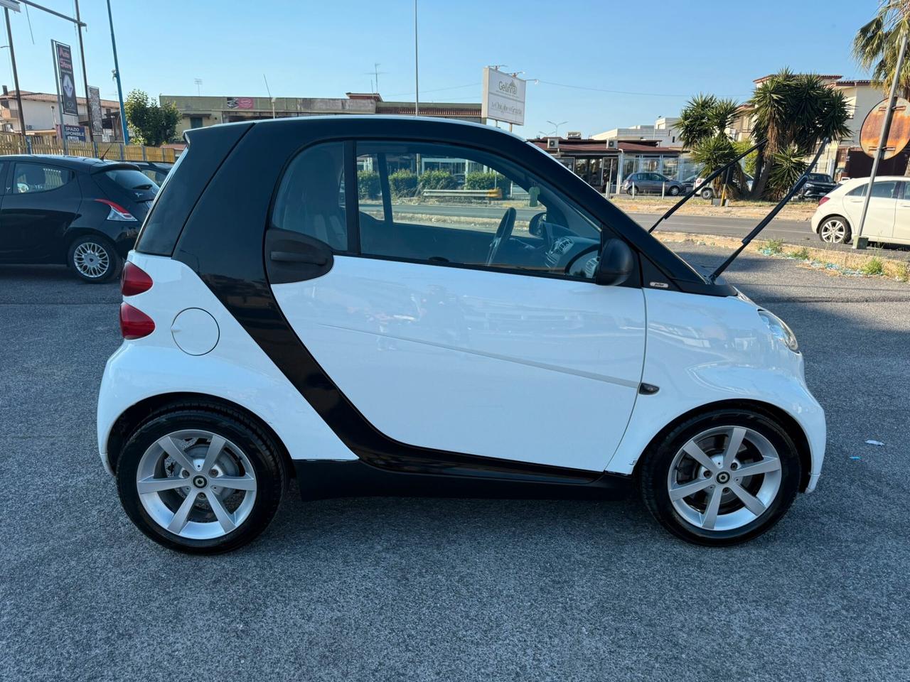 SMART FORTWO 1.0BENZINA 52KW MHD COUPE’ PASSION