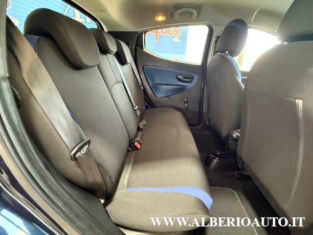 LANCIA Ypsilon 1.2 69 CV 5 porte GPL Ecochic Silver