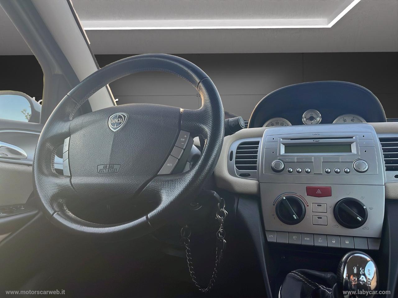 LANCIA Ypsilon 1.4 Unyca Ecochic GPL