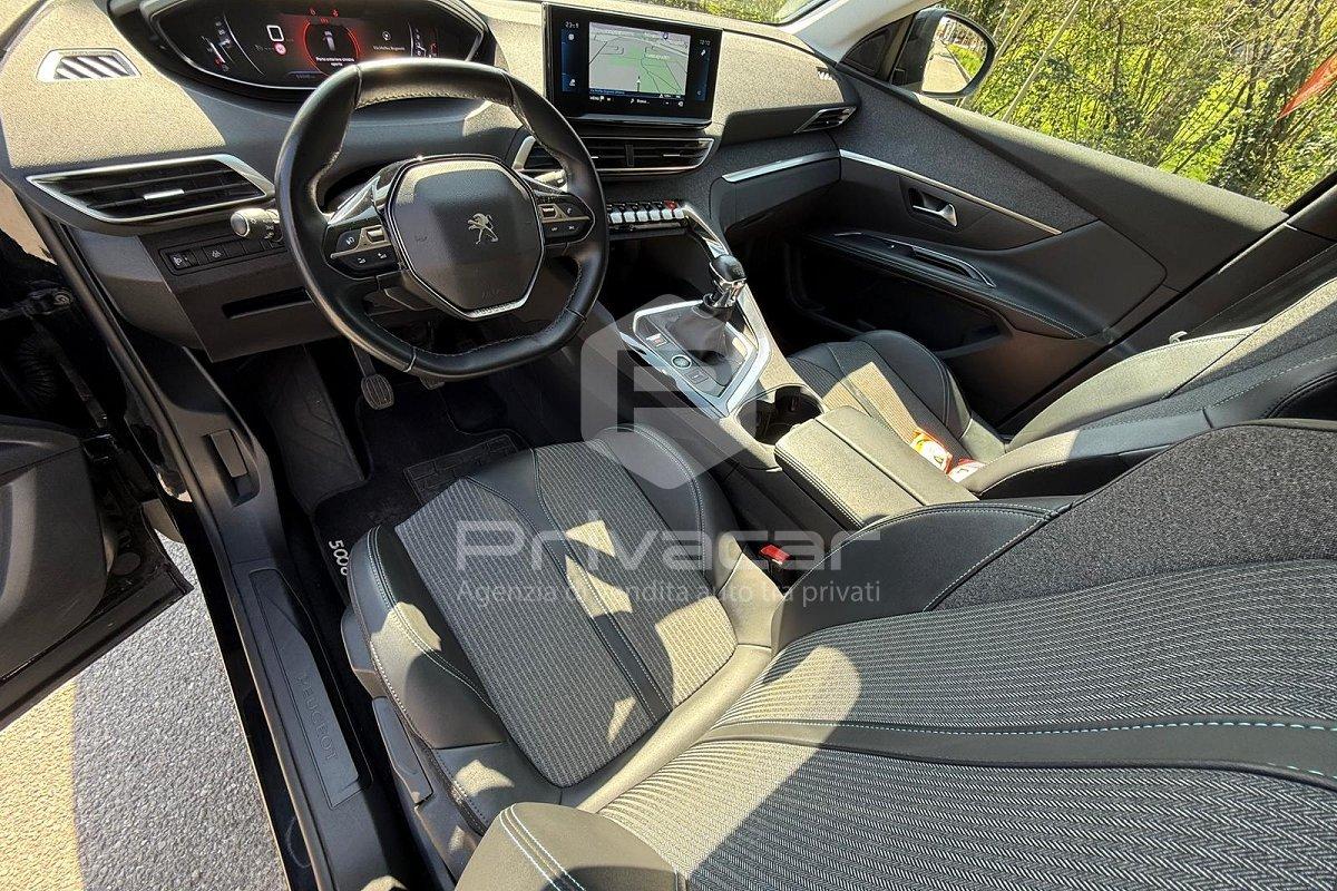 PEUGEOT 5008 PureTech Turbo 130 S&S Allure Pack
