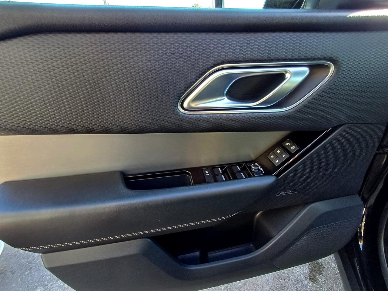 Range Rover Velar 2.0D I4 R-Dynamic S 4wd