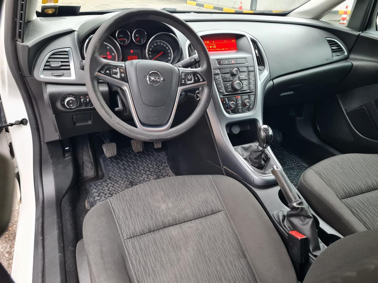 Opel Astra 1.7 CDTI 110CV Sports Tourer Cosmo