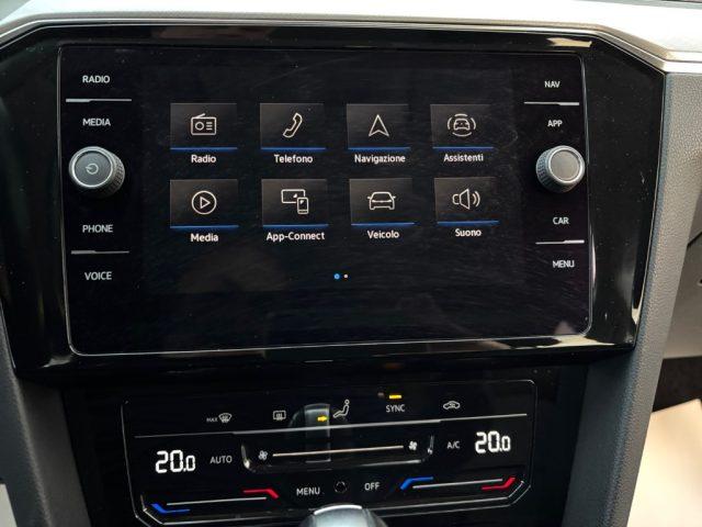 VOLKSWAGEN Passat Variant 2.0 TDI SCR EVO DSG Business